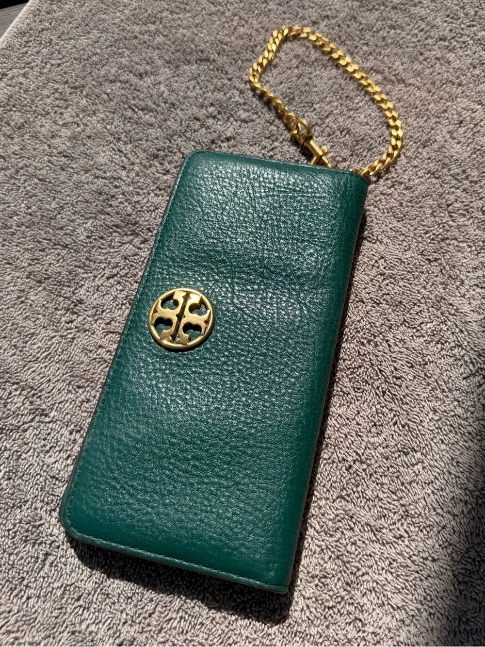 Tory Burch Britten Green Saffiano Leather Wallet on Chain WOC Crossbody Bag